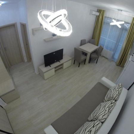 911 Cazare Mamaia Dış mekan fotoğraf